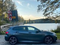 begagnad BMW 118 i Steptronic, 136hk, 2021 m-sport