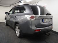 begagnad Mitsubishi Outlander 2.2 Di-D 4WD Automat 7-sits 150hk