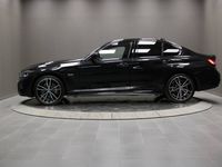 begagnad BMW 330e xDrive Sedan/Model M Sport/Dragkrok