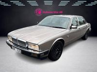 Begagnad Jaguar XJ Sovereign 185 HK (136 kW) 1988 Ljusgrå Sedan