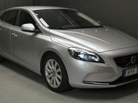Begagnad Volvo V40 Momentum 150 HK (110 kW) 2016 Silver Kombi