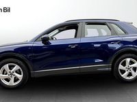 Begagnad Audi Q3 Advanced Plus 150 HK (110 kW) 2022 Navarrablå metallic SUV