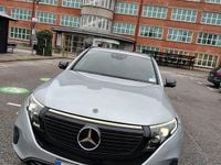 Begagnad Mercedes EQC400 300 kW (408 HK) 2020 Silvermetallic/svart/mörk blått läder SUV