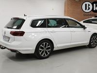 Begagnad VW Passat GTE 218 HK (160 kW) 2021 Vit Kombi