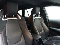 begagnad Toyota Corolla Touring Sports Hybrid GR Plus 2,0 184hk Drag HUD Apple CarPlay