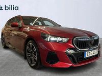 Begagnad BMW 530 Shadowline 303 HK (222 kW) 2025 Röd Kombi
