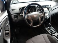begagnad Hyundai i30 1.6 CRDi DCT Komfort M-Värm