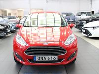 Begagnad Ford Fiesta Titanium 81 HK (59 kW) 2014 Röd Halvkombi