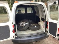 begagnad VW Caddy 2,0 tdi 4wd 6 vxl ullared 20 min