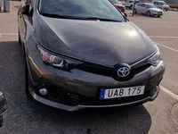 begagnad Toyota Auris Hybrid e-CVT Comfort Euro 6