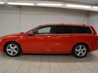 Begagnad Volvo V70 Summum 116 HK (85 kW) 2012 Röd Kombi