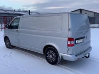 Begagnad VW T5 140 HK (102 kW) 2010 Silver Van