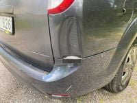 Begagnad Ford Focus 126 HK (92 kW) 2009 Grå Kombi