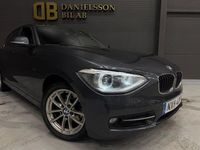 Begagnad BMW 118 Sport Line 143 HK (105 kW) 2014 Grå Halvkombi