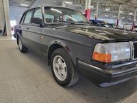 begagnad Volvo 240 DL Manuell (BUD TAGES)