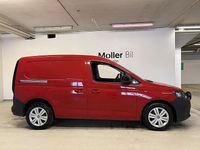 Begagnad VW Caddy 114 HK (83 kW) 2021 Körsbärsröd Minibuss