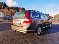 Begagnad Volvo V70 175 HK (128 kW) 2010 Ljus brun metallic Kombi