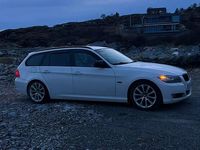 Begagnad BMW 318 143 HK (105 kW) 2010 Kombi