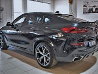 begagnad BMW X6 M50d M-sport Navi Pano 360° H&K Värm HUD Drag V-hjul Euro6 400hk
