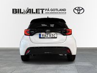 begagnad Toyota Yaris Hybrid Yaris