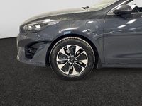 Begagnad Kia Ceed Sportswagon 141 HK (103 kW) 2023 Grå Kombi