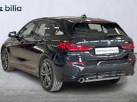 Begagnad BMW 118 Shadowline 136 HK (100 kW) 2022 Svart Halvkombi