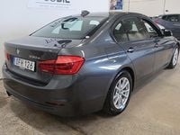 Begagnad BMW 330 Sport Line 252 HK (185 kW) 2017 Grå Sedan