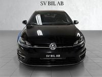 Begagnad VW Golf VII R-line 140 HK (102 kW) 2015 Svart Halvkombi