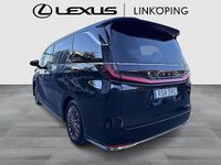 Begagnad Lexus LM350h 250 HK (183 kW) 2024 Svart Minibuss