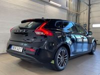 begagnad Volvo V40 T2 Momentum Navigation M-värme 122hk