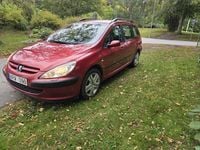 Begagnad Peugeot 307 136 HK (100 kW) 2004 Röd Kombi