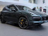 begagnad Porsche Cayenne Turbo S E-Hybrid