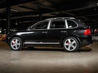 Begagnad Porsche Cayenne Turbo 450 HK (330 kW) 2004 Svart SUV