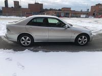 Begagnad Lexus IS200 155 HK (114 kW) 2005