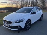 begagnad Volvo V40 CC D3 Momentum Euro 5 (5 cylinder)