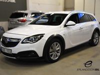 Begagnad Opel Insignia Country Tourer Business 163 HK (119 kW) 2013 Vit Kombi