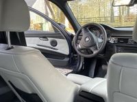 begagnad BMW 325 i Individual M-sport chassi (se utrustning)