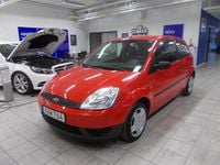 Begagnad Ford Fiesta 2006 Röd Halvkombi