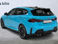 Begagnad BMW M135 Comfort Edition 2026 Blå Halvkombi