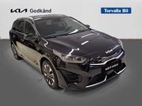 Begagnad Kia Ceed 105 HK (77 kW) 2024 Svart Halvkombi