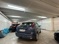 Begagnad Ford Focus 125 HK (91 kW) 2005 Blå Halvkombi