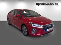 Begagnad Hyundai Ioniq Premium 165 HK (121 kW) 2020 Röd Halvkombi