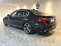 Begagnad BMW 740 M Sport 327 HK (240 kW) 2018 Svart Sedan