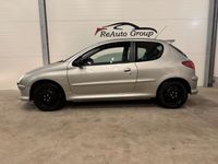 begagnad Peugeot 206 3-dörrar 2.0 GTi skinn/alcantara Ny-framruta 136