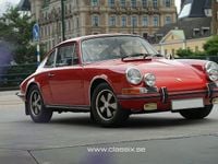 Begagnad Porsche 911 155 HK (114 kW) 1970 Röd