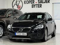 Begagnad Volvo V40 Momentum 120 HK (88 kW) 2017 Svart Halvkombi