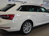 Begagnad Skoda Superb Business Line 200 HK (147 kW) 2021 Vit Kombi