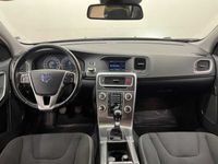 begagnad Volvo V60 T5 Momentum Drag Bluetooth 240 hk