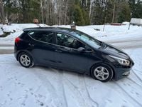 Begagnad Kia Ceed 110 HK (80 kW) 2014 Halvkombi