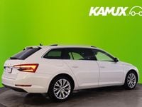 Begagnad Skoda Superb Business Line 218 HK (160 kW) 2021 Vit Kombi